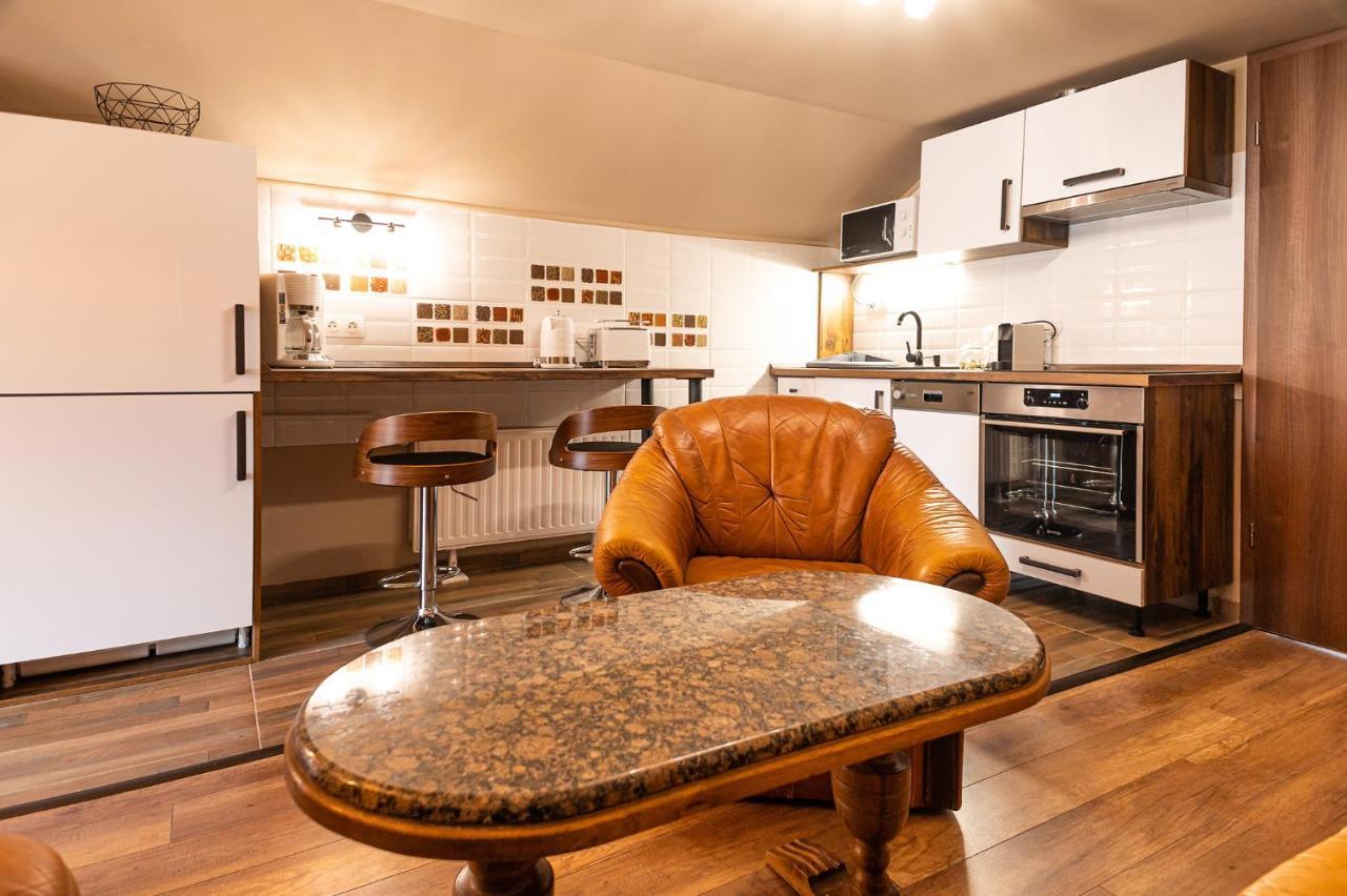Pelsoart Apartments Кестхей Экстерьер фото