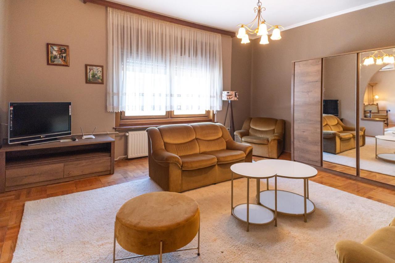 Pelsoart Apartments Кестхей Экстерьер фото